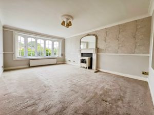 Photo 18- click for photo gallery